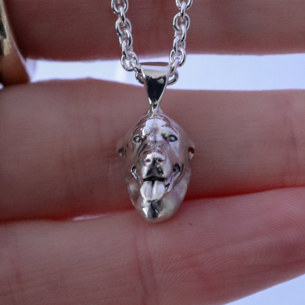 Custom pet pendant