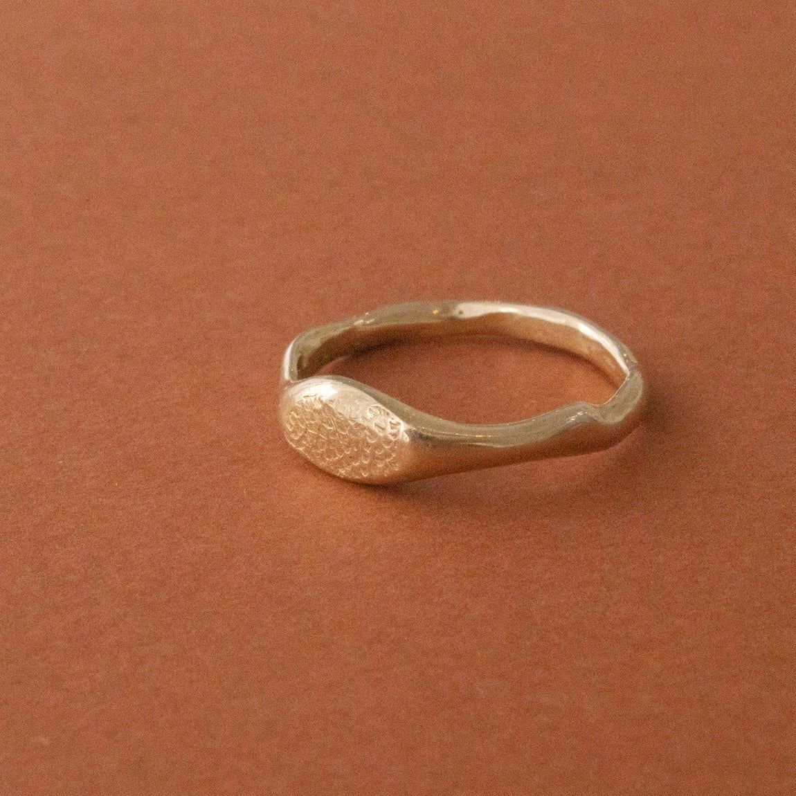 Flow dog nose print ring