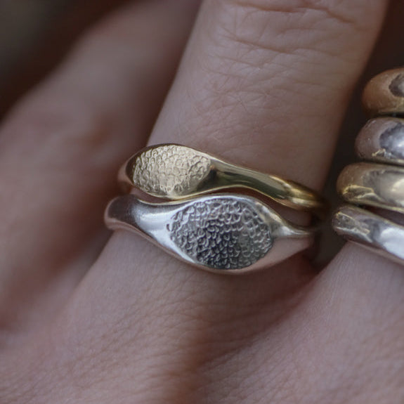Flow dog nose print ring