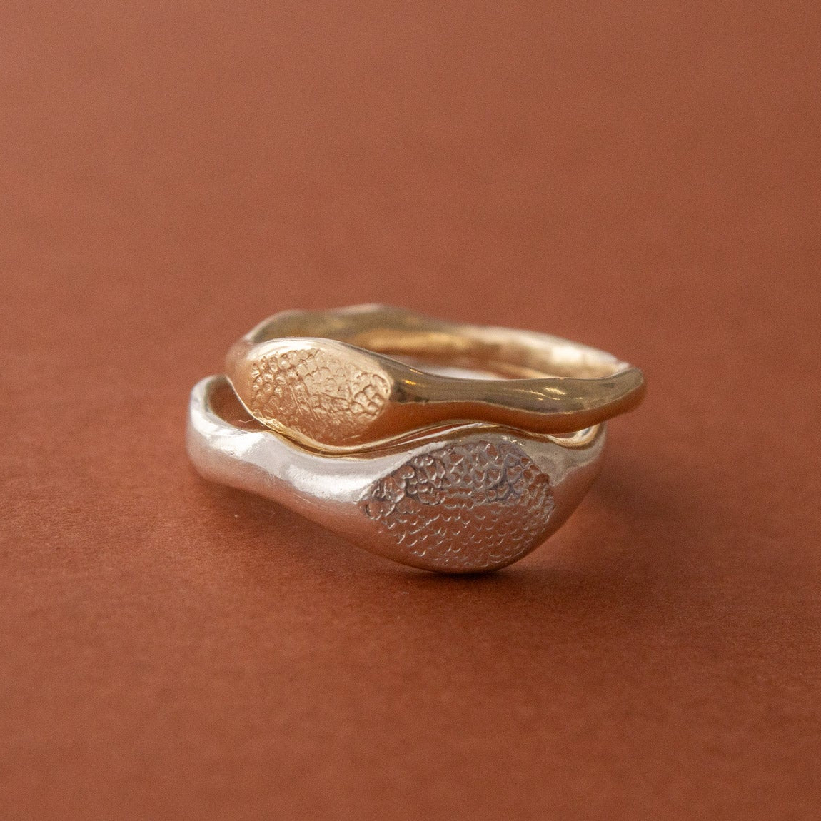 Flow dog nose print ring